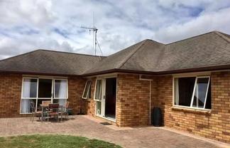 59 St James Drive, Huntington