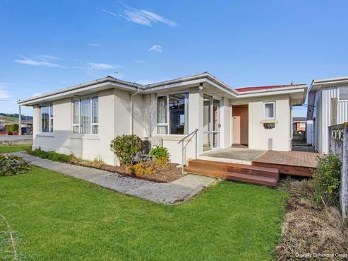 31 Main Street, Mataura
