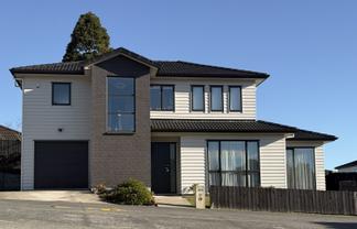 17 Springhill Lane, Sunnyvale
