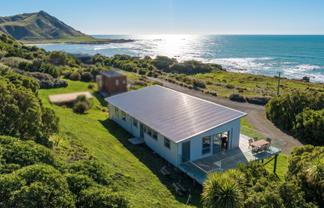 569B Te Awaiti Road, Tora