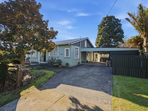 38 Whakapaki Street, Urenui