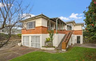 282 Te Moana Road, Waikanae Beach