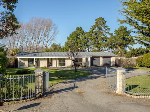 20 Opaki Kaiparoro Road, Opaki