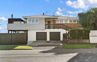 1 Garden Heights Avenue, Glenview