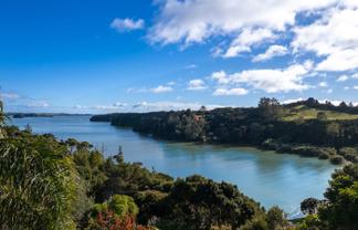 348 Aucks Road, Russell