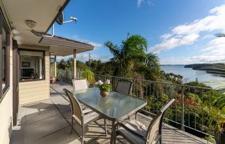 348 Aucks Road, Russell