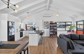 15B Lloyd Drive, Nawton