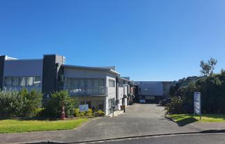 120sqm Albany high stud warehouse