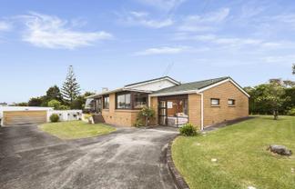 64 Kimber Hall Ave, Mount Roskill