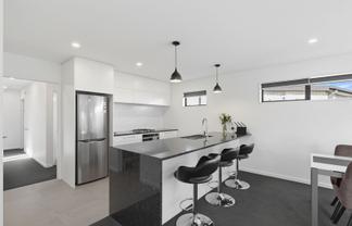 4 Ardnave Lane, Yaldhurst