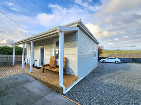 109 Preston Road, Blaketown