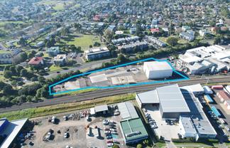 Substantial Yard with High Stud Warehouse