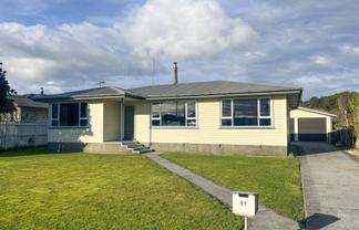 11 Byron Street, Greymouth