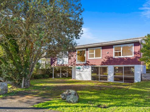 4257 Great North Road, Glendene
