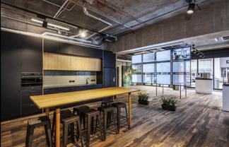 GROUND FLOOR OFFICE WITH STORAGE
