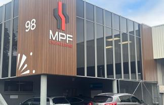 Affordable & Functional Office
