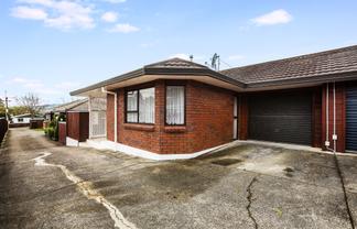 3/9 Korau Grove, Stokes Valley