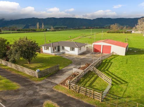 906 Tower Road, Turangaomoana