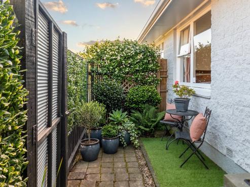 4/14 Gresford Street, Edgeware
