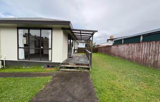2/29 Devonshire Road, Unsworth Heights