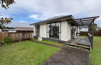 2/29 Devonshire Road, Unsworth Heights