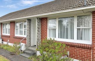 2/4 Gower Street , Trentham