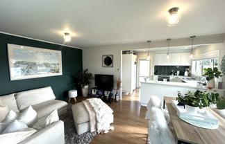 2/2 Maxwelton Drive, Mairangi Bay