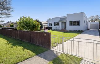25 Pooles Road, Greerton