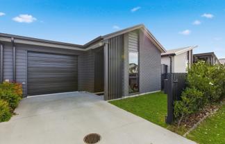 26 Inaka Place, Poike