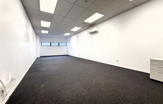 Modern Silverdale Office | 59 m2