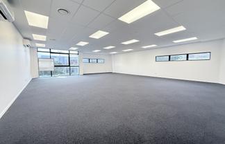 Professional & Immaculate Office | 130 m2
