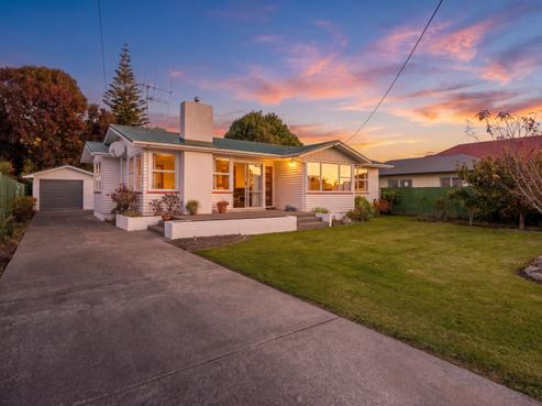 14 Dunstan Street, Otaki