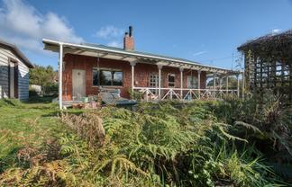 30 Gibson Street, Ross