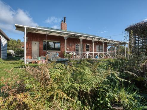 30 Gibson Street, Ross