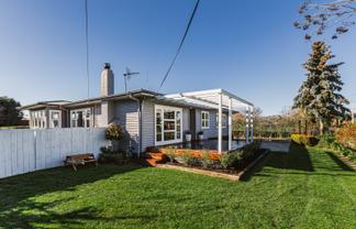 81 Tollemache Road East, Longlands