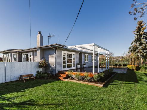 81 Tollemache Road East, Longlands