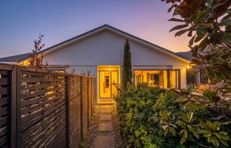 11 and 11A Niger Street, Wanaka
