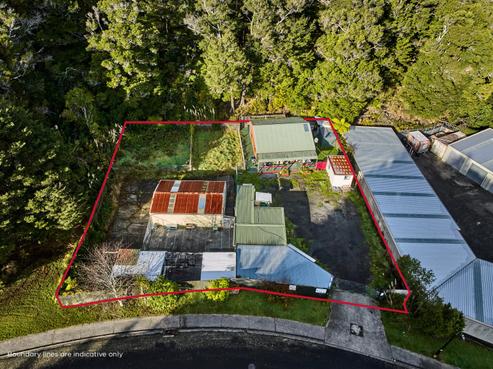 4 King Charles Drive, Kingsley Heights