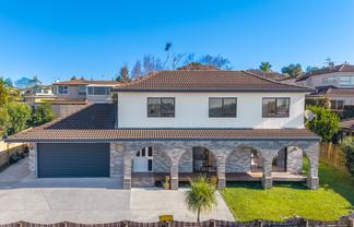 1/16 Spears Place, Botany Downs