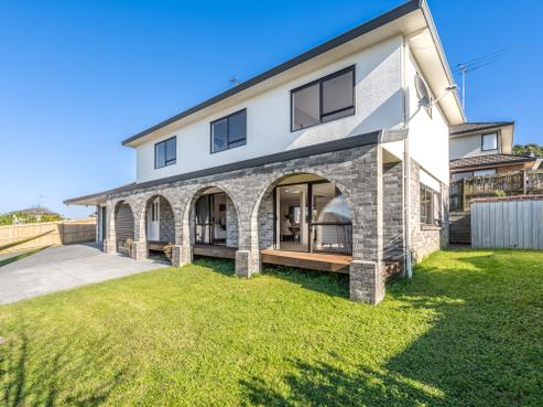 1/16 Spears Place, Botany Downs