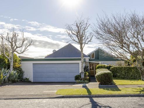 14 Wesley Avenue, Frankleigh Park
