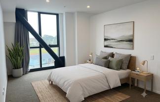 305B/770  Great South Rd, Wiri