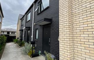 11/125B Metcalfe Road, Ranui