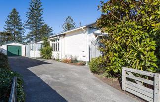 8 Te Awa Avenue , Te Awa