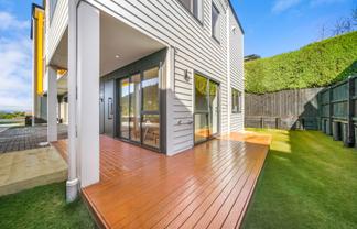 Lot 2/832 East Coast Road, Oteha