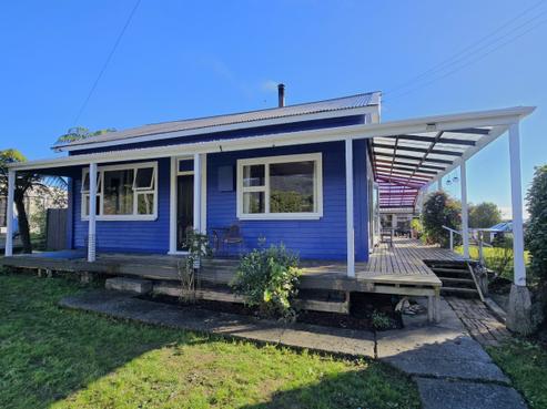 39 Sale Street, Ross
