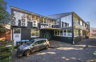 Versatile Mount Eden Office Opportunity