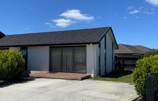 3A Riverhead Point Drive, Riverhead