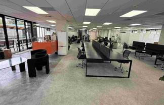 Full-Floor Premium Office