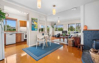 15 Domain Road, Onerahi